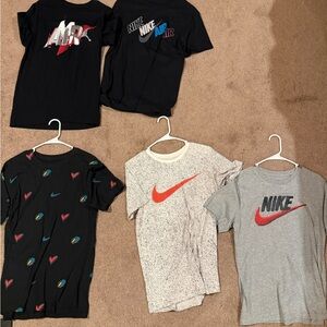 5 Used Men’s Nike T Shirts size Small